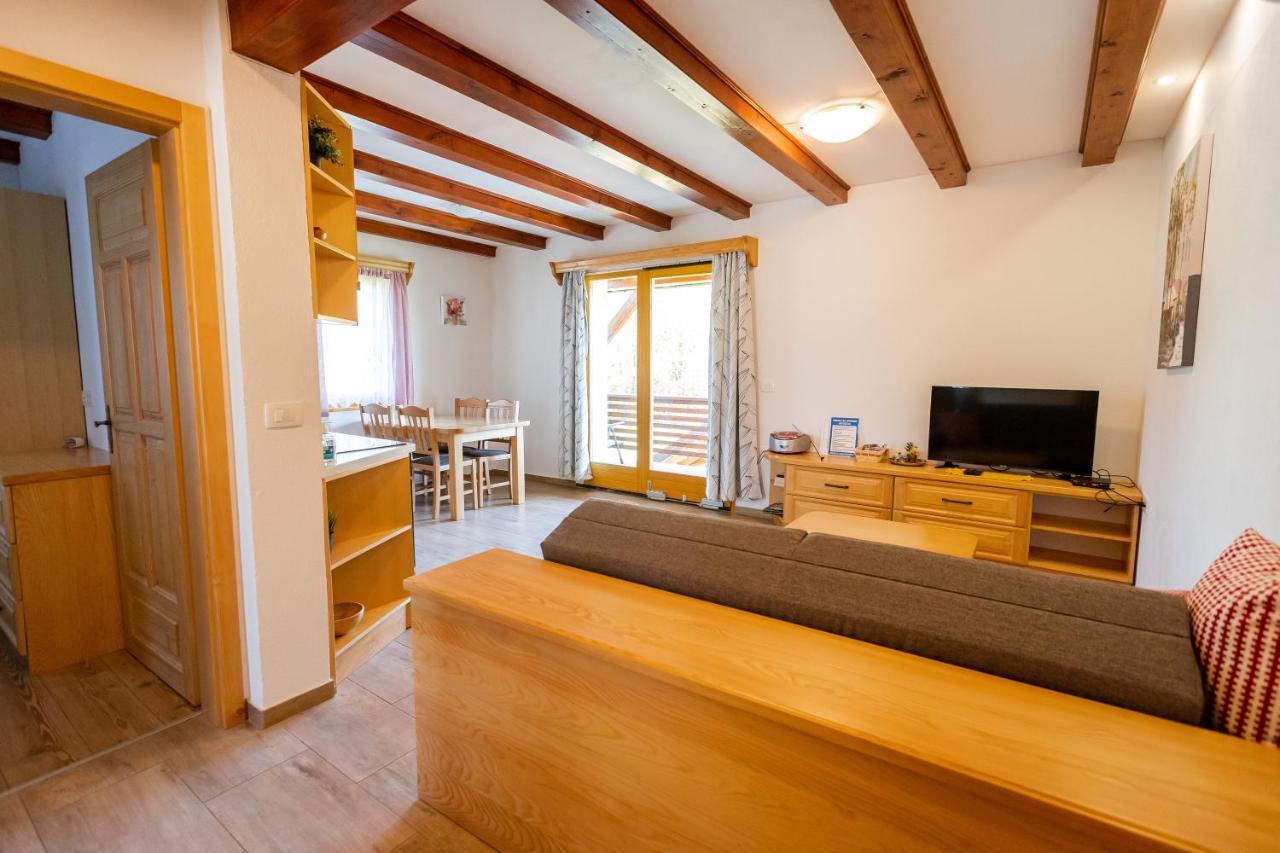 Lahinja & Kolpa River Apartments Метлика Экстерьер фото