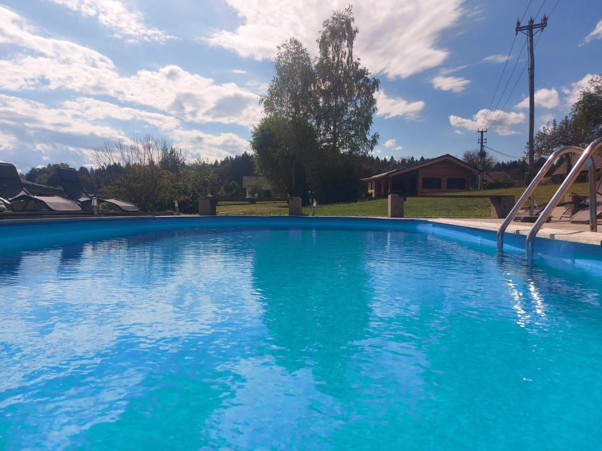 Lahinja & Kolpa River Apartments Метлика Экстерьер фото